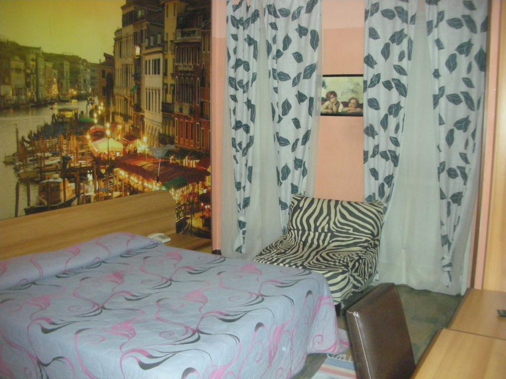 Hotel Total ปิโซเญ ห้อง รูปภาพ